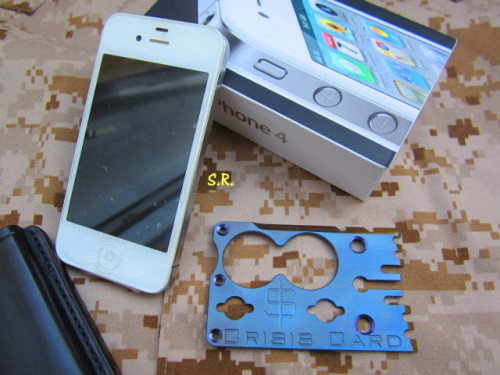iPhone 4 und Snody Card Holster